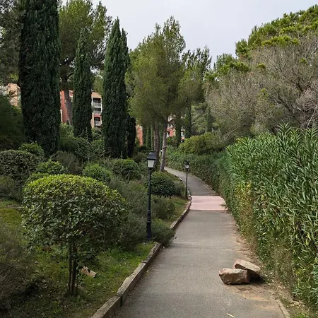 Apartment Rez De Jardin 4 A 5 Personnes Cap Esterel